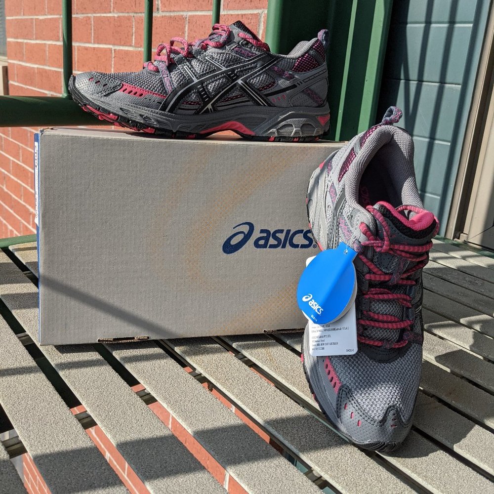 Asics "Enduro" Gel Sneakers